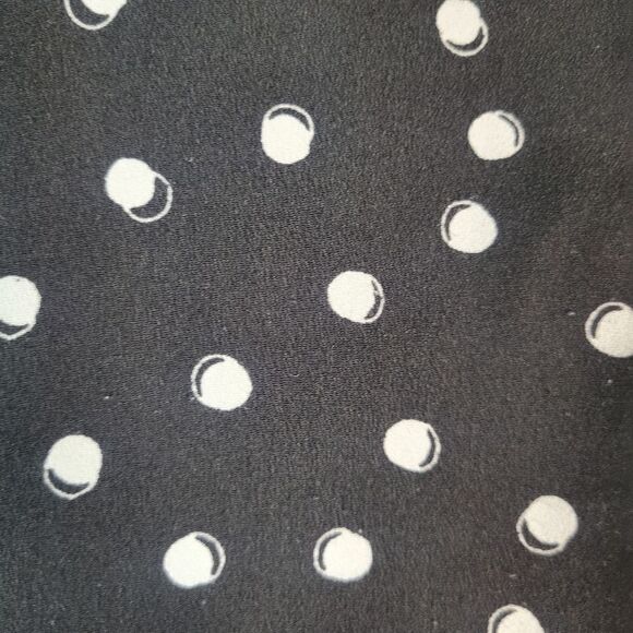 Van Heusen Black Polka Dot Button-Up Shirt - Picture 10 of 11